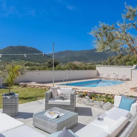 Domus Lory Cala Sinzias With Swimming Pool