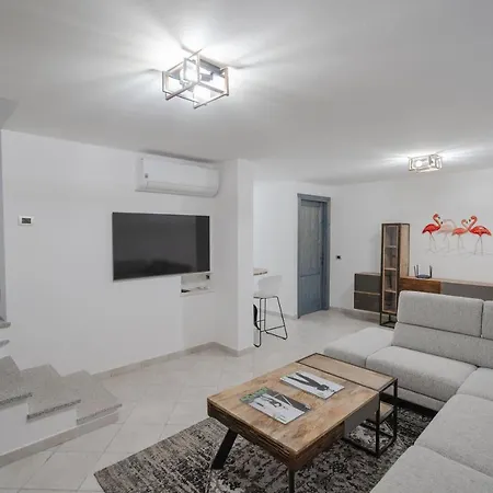 Domus Lory Cala Sinzias With Swimming Pool Castiadas