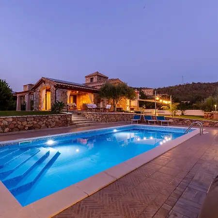 Domus Lory Cala Sinzias With Swimming Pool * Castiadas