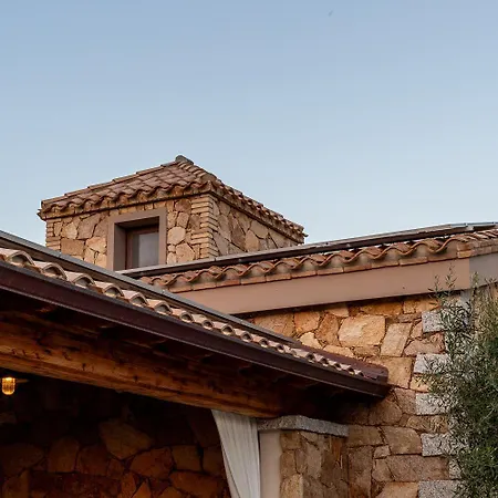 Domus Lory Cala Sinzias With Swimming Pool Vila *