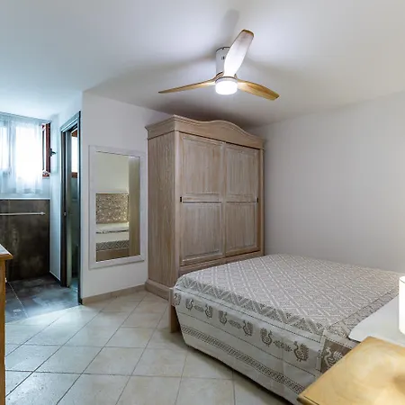 Vila Domus Lory Cala Sinzias With Swimming Pool *