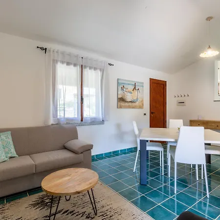 Domus Lory Cala Sinzias With Swimming Pool *