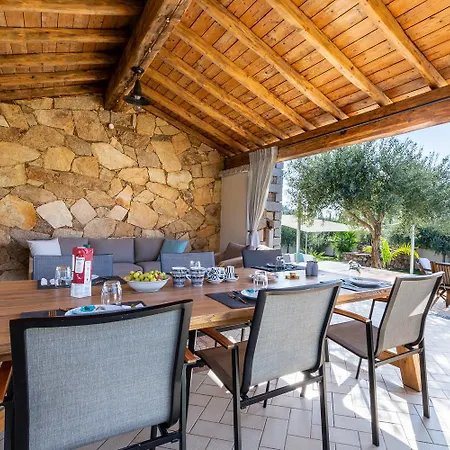 Vila Domus Lory Cala Sinzias With Swimming Pool *