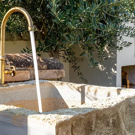 Vila Domus Lory Cala Sinzias With Swimming Pool