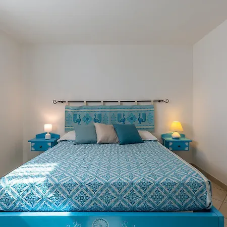 Domus Lory Cala Sinzias With Swimming Pool * 카스티아다스