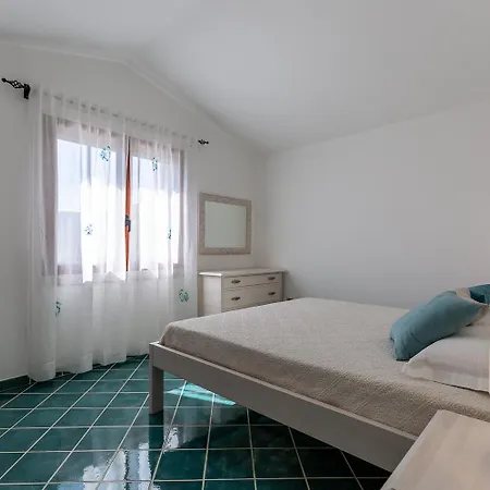 Domus Lory Cala Sinzias With Swimming Pool Vila Castiadas