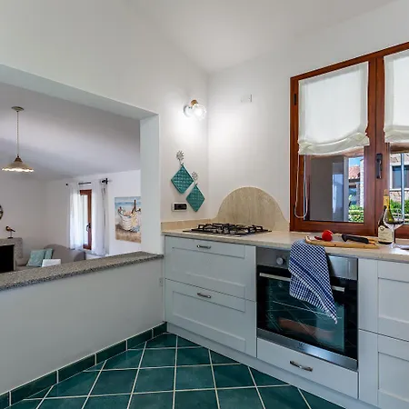 Vila Domus Lory Cala Sinzias With Swimming Pool Castiadas