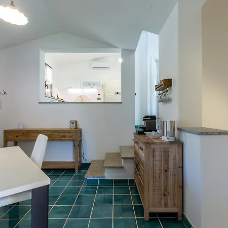 Вилла Domus Lory Cala Sinzias With Swimming Pool Кастиадас